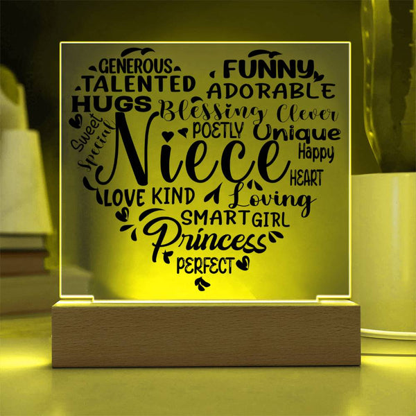 Niece Word Heart – She's Everything Good Plaque