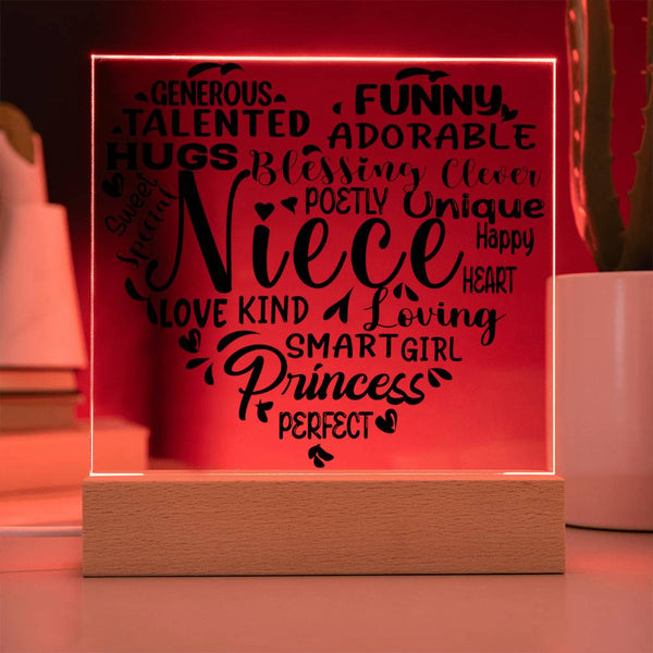 Niece Word Heart – She's Everything Good Plaque